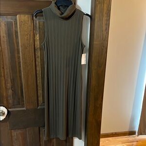 Sleeveless Olive Green Dress